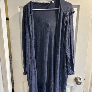 Long flowing sweater with pockets